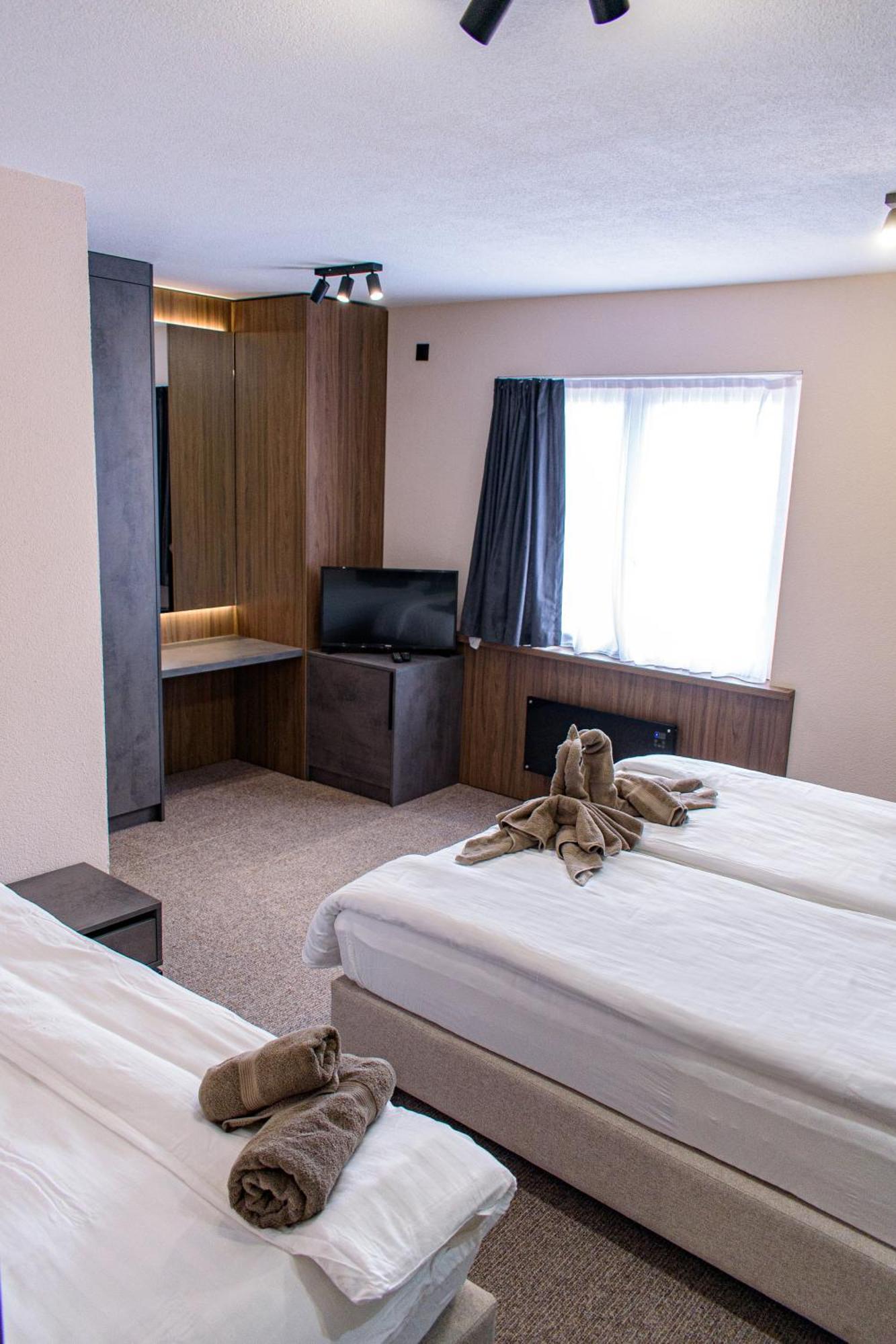 Binta Hostel Vranje Exteriör bild